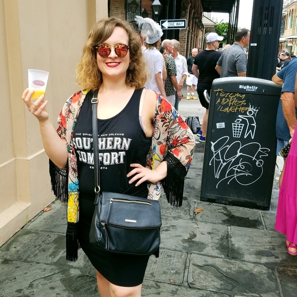 Don't Trip, Stay Pretty - Picture 2 of 7